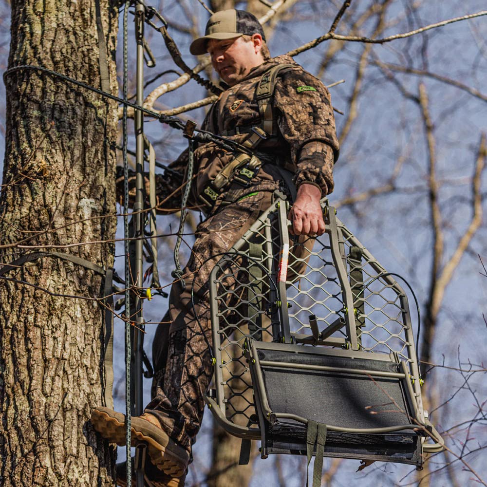 Hang-on Tree Stand with Folding Comfort-Mesh Seat N5453