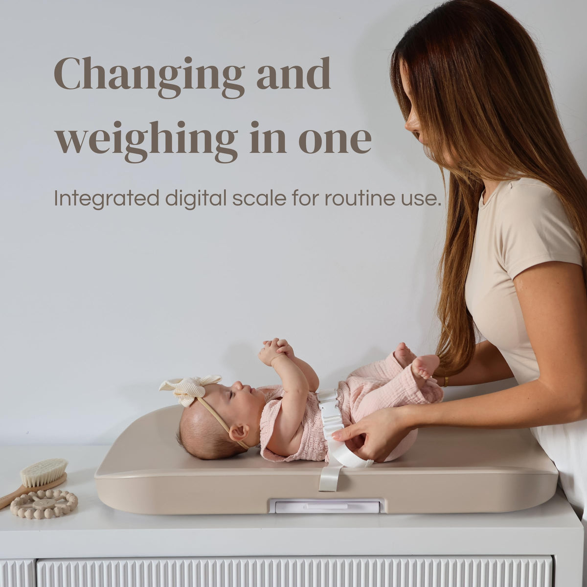 2-in-1 Baby Changing Pad with Scale K892
