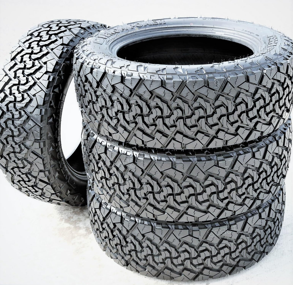 4 x LT275/60R20 Tires Y44300