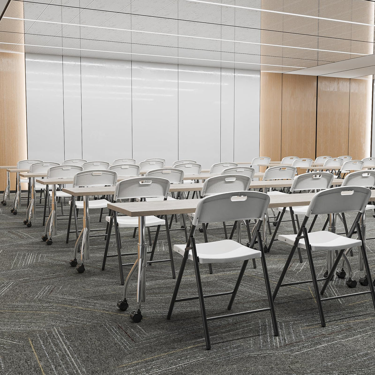 White Plastic Folding Chairs 10-Pack Y656673