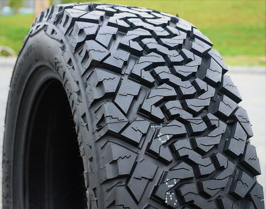 4 x LT275/60R20 Tires Y44300